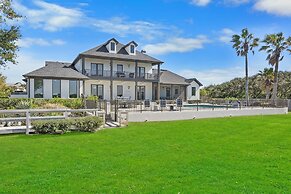 Waterfront Home w Patio Heated Pool Dock Beach