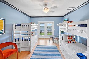 Waterfront Home w Patio Heated Pool Dock Beach