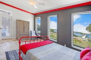 Waterfront Home w Patio Heated Pool Dock Beach