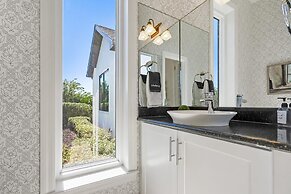 Waterfront Home w Patio Heated Pool Dock Beach