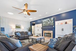 Waterfront Home w Patio Heated Pool Dock Beach