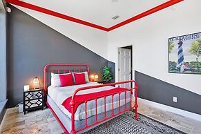 Waterfront Home w Patio Heated Pool Dock Beach