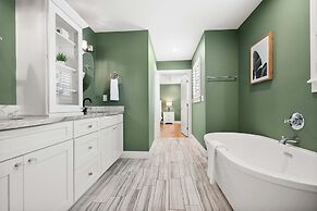 Magnolia Ave Downtown By Beach Kids Playset