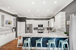 Magnolia Ave Downtown By Beach Kids Playset