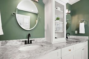 Magnolia Ave Downtown By Beach Kids Playset