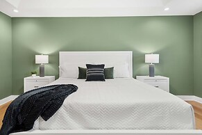 Magnolia Ave Downtown By Beach Kids Playset