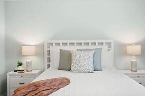 Magnolia Ave Downtown By Beach Kids Playset