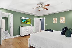 Magnolia Ave Downtown By Beach Kids Playset