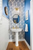 Magnolia Ave Downtown By Beach Kids Playset