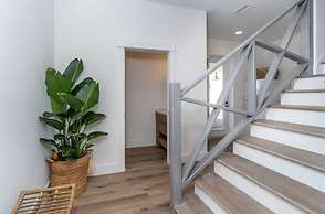 Your Summer Haven Pool Games Near Beach