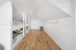 Your Summer Haven Pool Games Near Beach