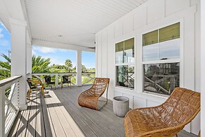 Your Summer Haven Pool Games Near Beach