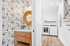 Your Summer Haven Pool Games Near Beach