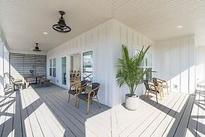 Your Summer Haven Pool Games Near Beach