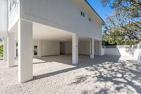 Your Summer Haven Pool Games Near Beach