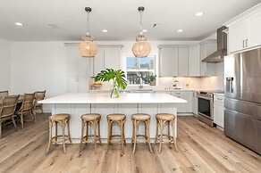 Your Summer Haven Pool Games Near Beach