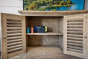 Your Summer Haven Pool Games Near Beach