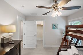 Welcome Basket Swim Spa Steps to Beach BBQ