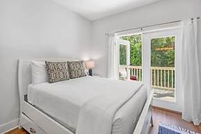 Welcome Basket Swim Spa Steps to Beach BBQ