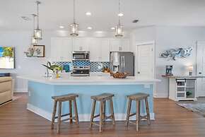 Welcome Basket Swim Spa Steps to Beach BBQ