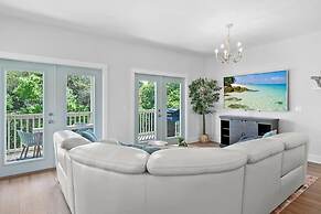 Welcome Basket Swim Spa Steps to Beach BBQ