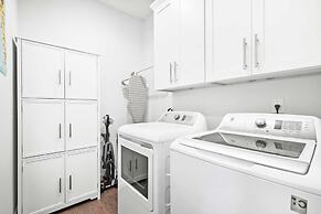 Plunge Pool Pack N Play BBQ Walk Downtown