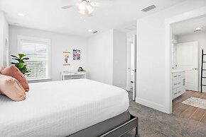 Plunge Pool Pack N Play BBQ Walk Downtown