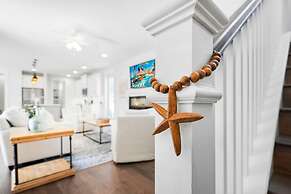 Plunge Pool Pack N Play BBQ Walk Downtown