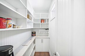 Plunge Pool Pack N Play BBQ Walk Downtown