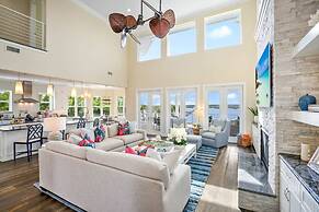 400 Steps to Sand Waterfront Luxury w Dock Pool