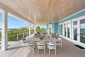 400 Steps to Sand Waterfront Luxury w Dock Pool