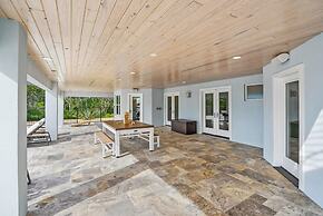 400 Steps to Sand Waterfront Luxury w Dock Pool