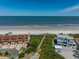 400 Steps to Sand Waterfront Luxury w Dock Pool