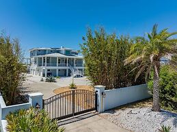 400 Steps to Sand Waterfront Luxury w Dock Pool