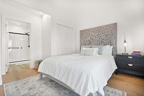 Waterfront Incredible Views Fire pit Renovated