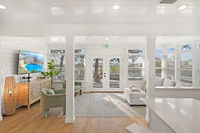 Waterfront Incredible Views Fire pit Renovated