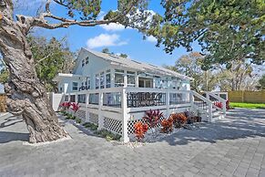 Waterfront Incredible Views Fire pit Renovated