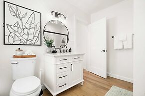 Waterfront Incredible Views Fire pit Renovated