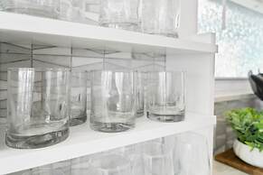 Waterfront Incredible Views Fire pit Renovated