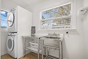 Waterfront Incredible Views Fire pit Renovated