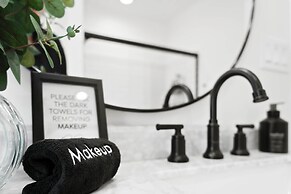 Waterfront Incredible Views Fire pit Renovated