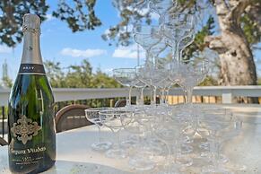 Waterfront Incredible Views Fire pit Renovated