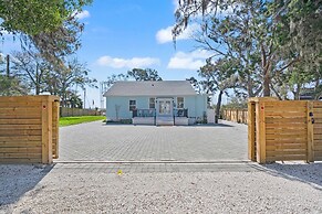 Waterfront Incredible Views Fire pit Renovated