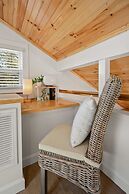 Waterfront Incredible Views Fire pit Renovated