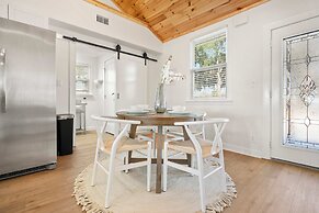 Waterfront Incredible Views Fire pit Renovated