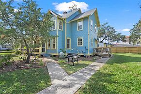 Historic in Downtown St Aug Steps to Ice Plant