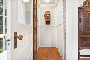 Historic in Downtown St Aug Steps to Ice Plant