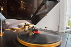 Historic in Downtown St Aug Steps to Ice Plant