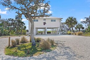 Dolphins and Dream Water Views Dock Your Boat