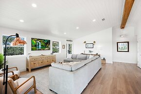 Dolphins and Dream Water Views Dock Your Boat